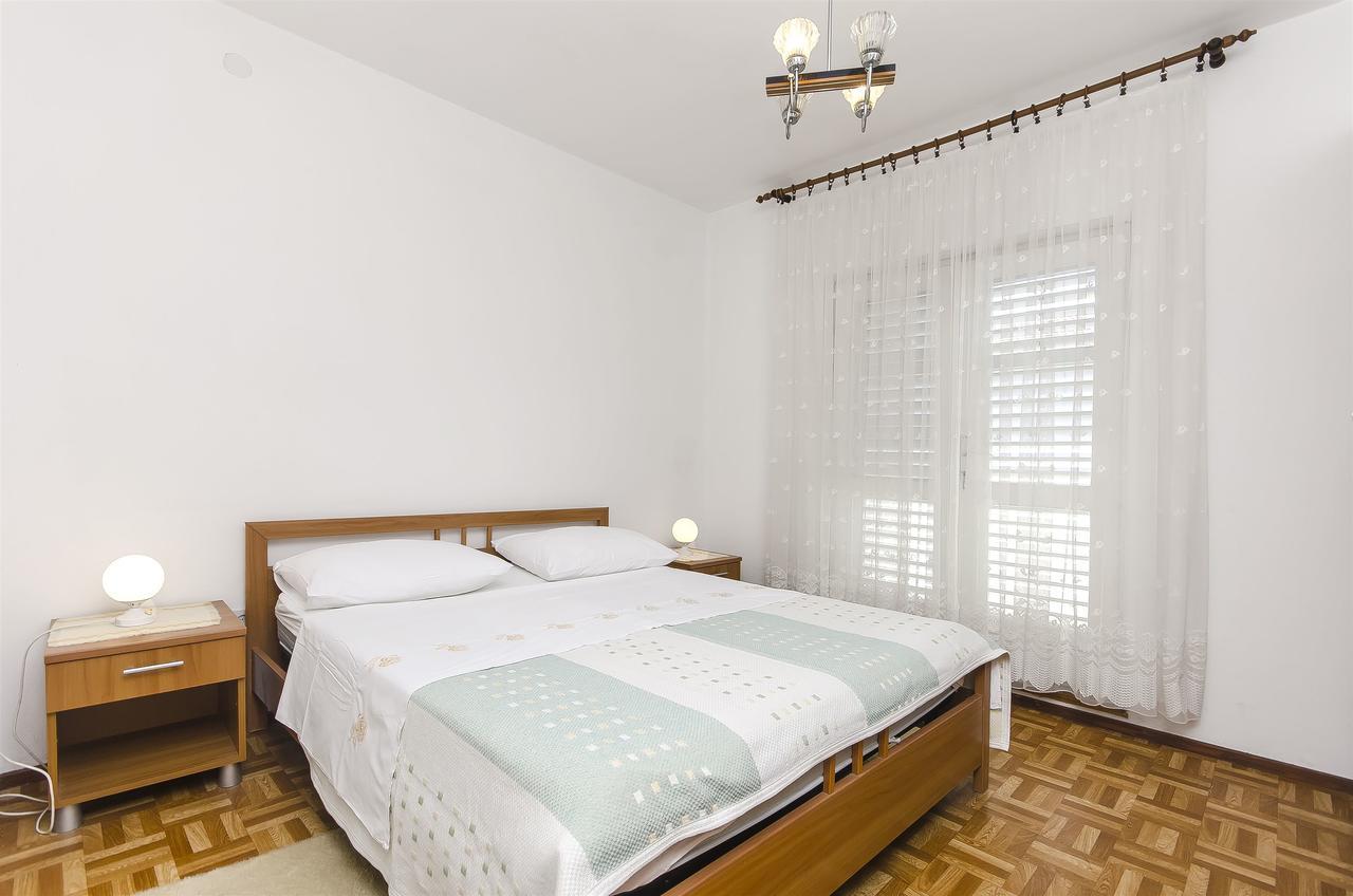 Apartment Niko Vodice Kültér fotó