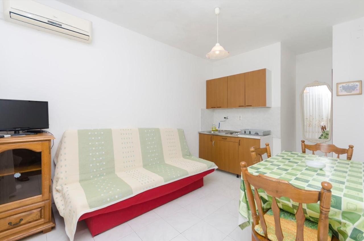 Apartment Niko Vodice Kültér fotó